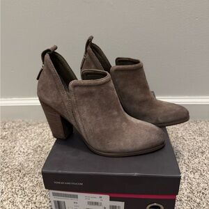 Vince Camuto Women's Francia Ankle Boots